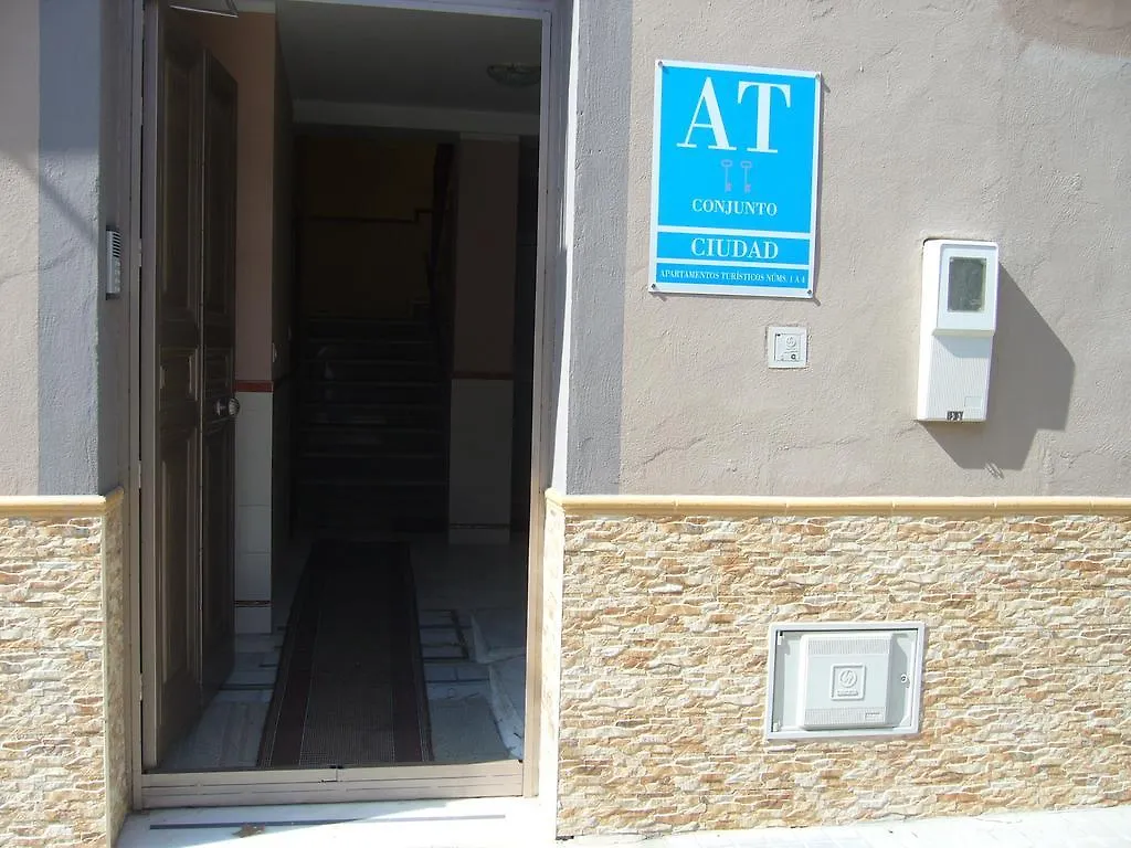 Apartamentos Alamare contacts